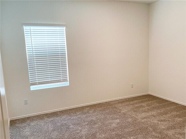 Building Photo - 428 Gabriels Bluff Dr