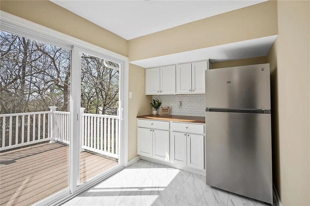 Building Photo - 362 Marshall Ave