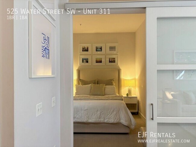 Building Photo - 525 Water St SW