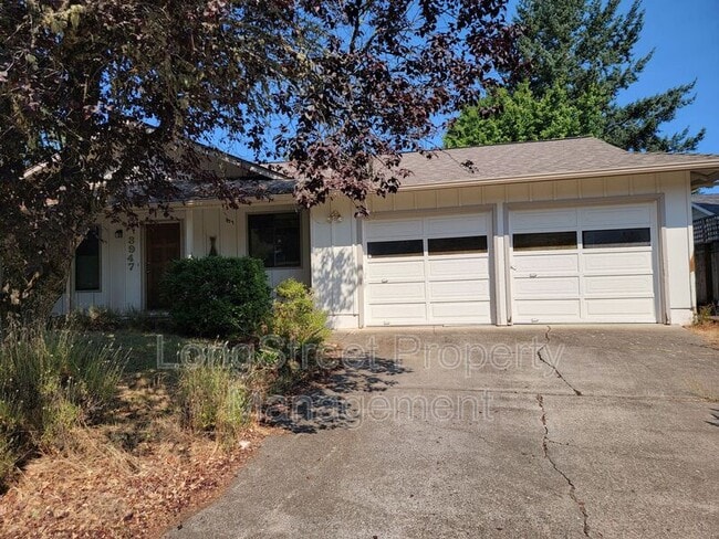 Building Photo - 3947 NW Tamarack Dr