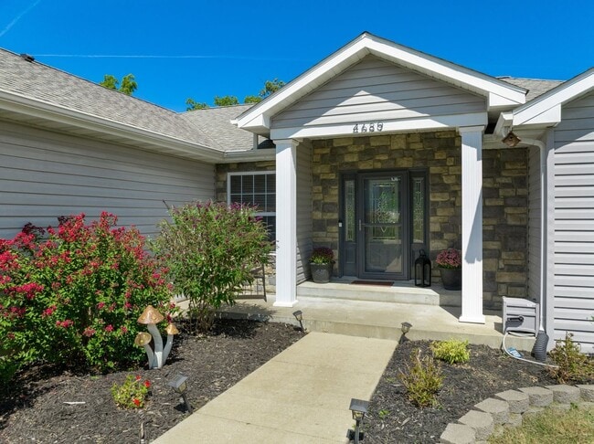 Building Photo - 4689 Inlet Ln