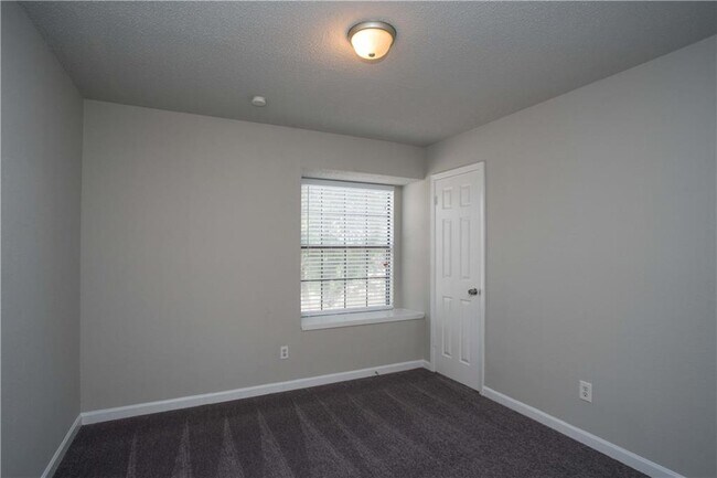 Building Photo - 5401 Loadstone Cove