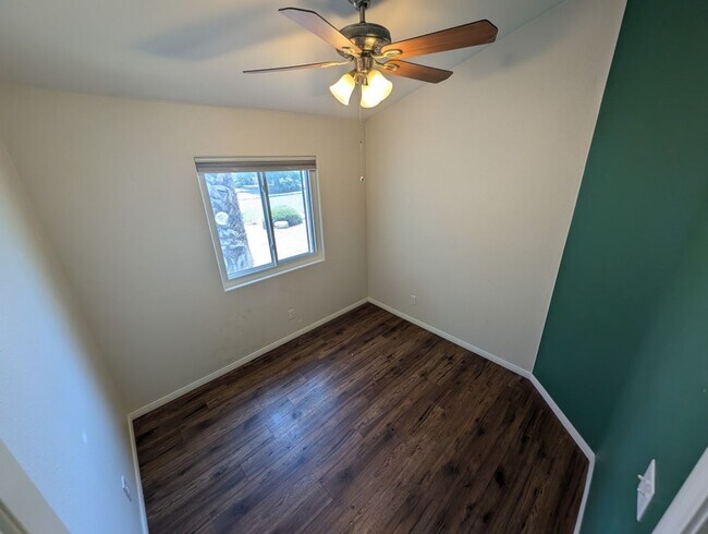 Building Photo - 4839 Lames Dr