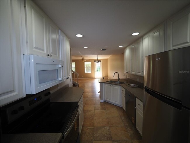 Building Photo - 1649 Napoli Dr W