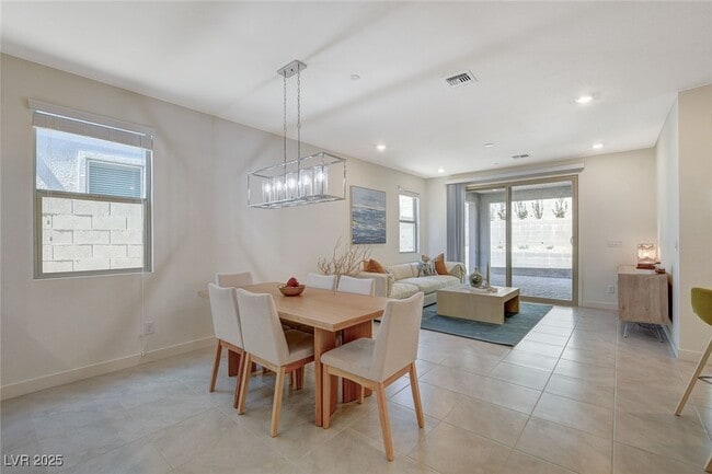 Building Photo - 1561 Crowned Eagle St