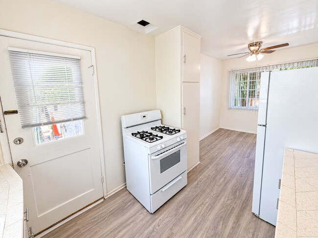 Interior Photo - Hazeltine 4509