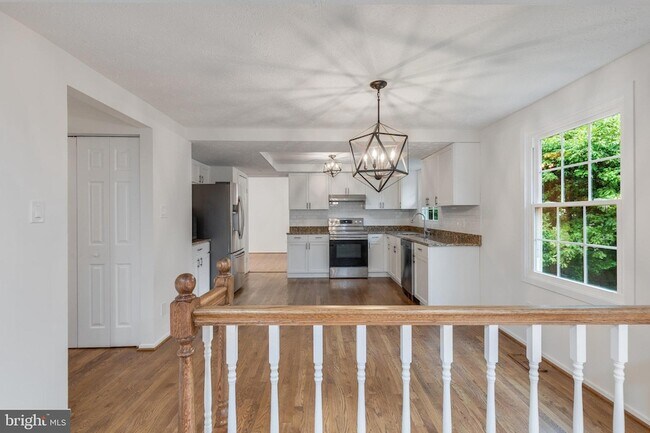 Building Photo - 9410 Onion Patch Dr