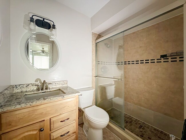 Primary Photo - 163 Springwood Cir