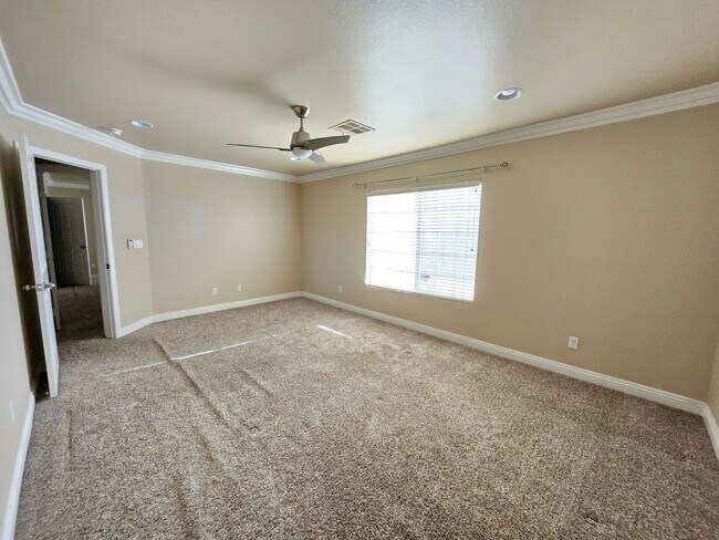 Building Photo - 432 Winthrop Pl