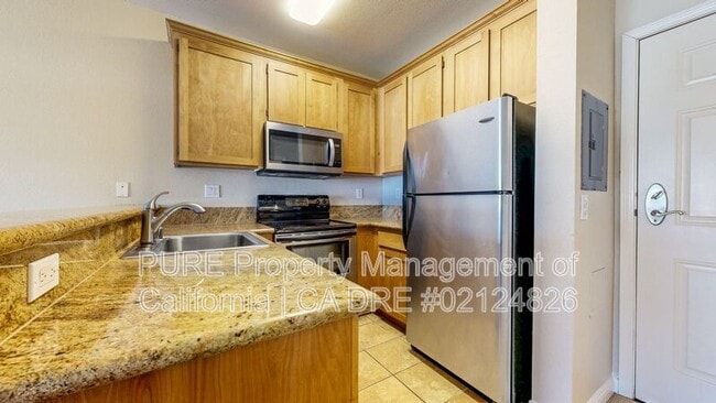 Building Photo - 110 5th St
