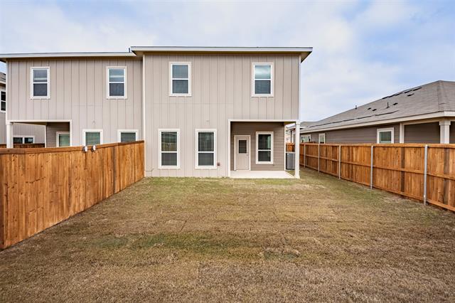Building Photo - 644 Wheatfield Dr