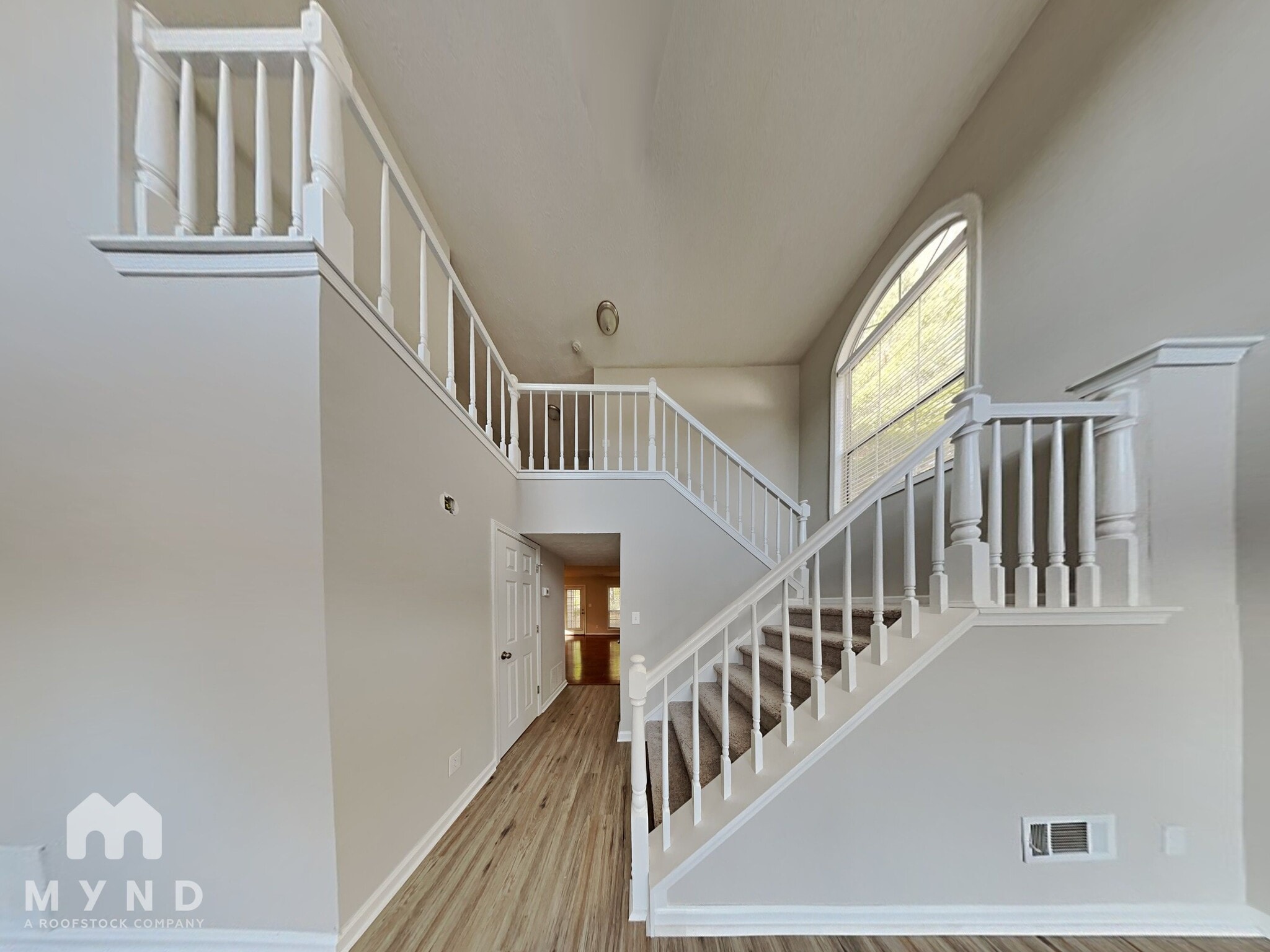 Building Photo - 839 Whitehaven Ln