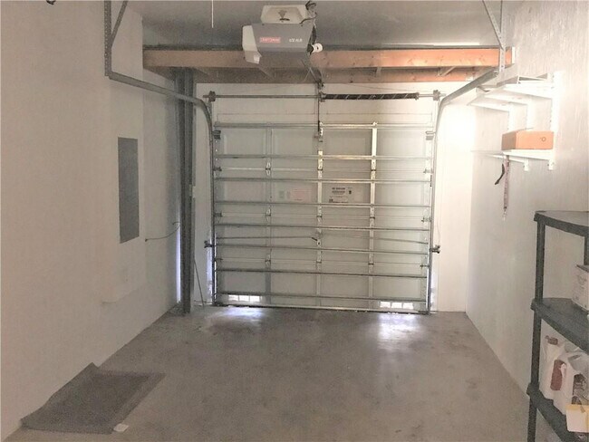 Building Photo - 5449 NW 90th Ave