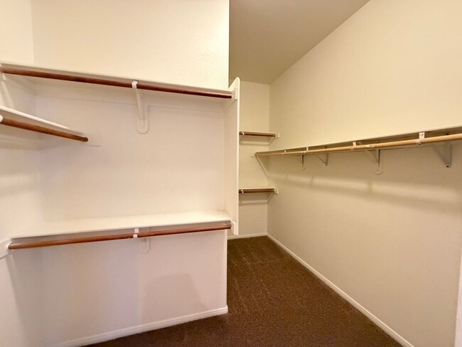 Building Photo - 10689 Arundel Ave