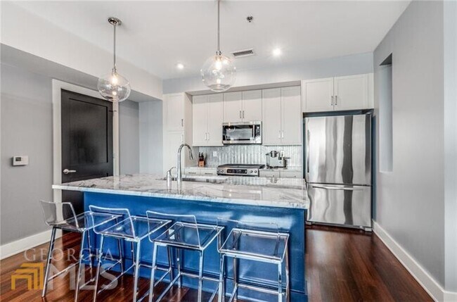 Building Photo - 1100 Howell Mill Rd NW