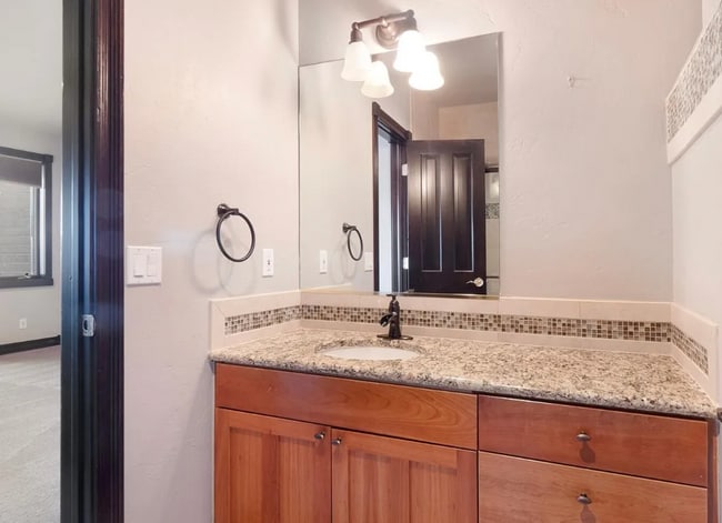 Building Photo - Gorgeous furnishings, Views, Luxury, Deck, Fireplaces, 4 bedroom in Breckenridge. Winter Seasonal...