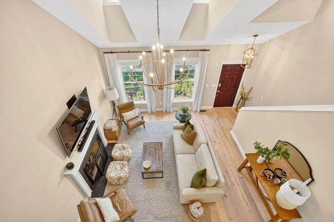 Building Photo - 5692 Sugarwood Dr