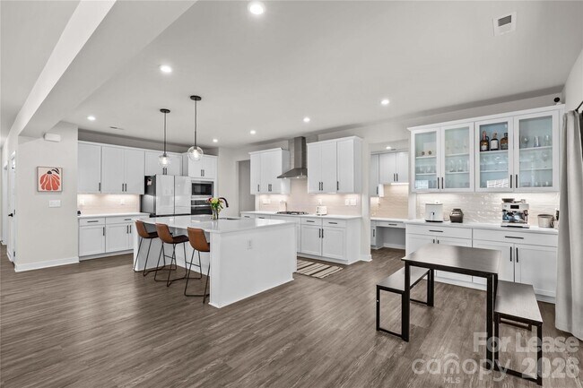 Building Photo - 14321 Sunnyhill Grove Rd