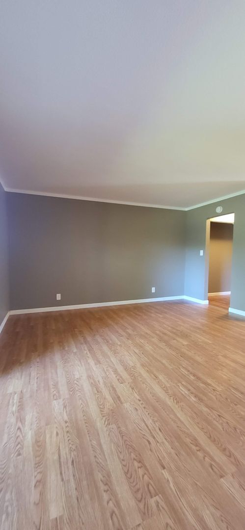 Building Photo - Vallejo Studio available for rent in excellent location over looking Dan Foley Park