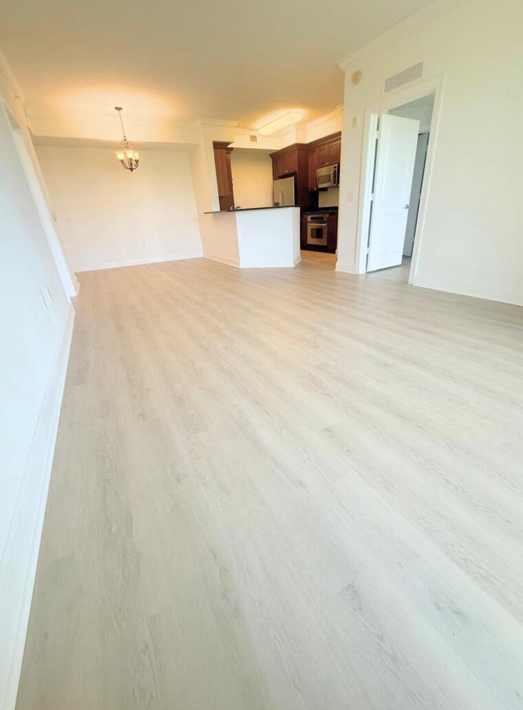 Building Photo - 1408 Renaissance Way