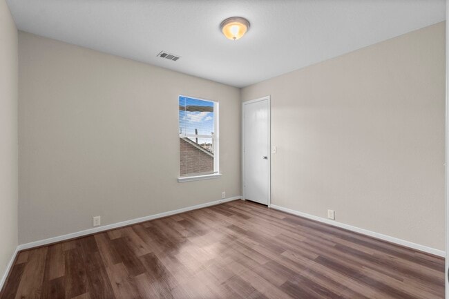 Building Photo - 511 Cypresswood Knoll