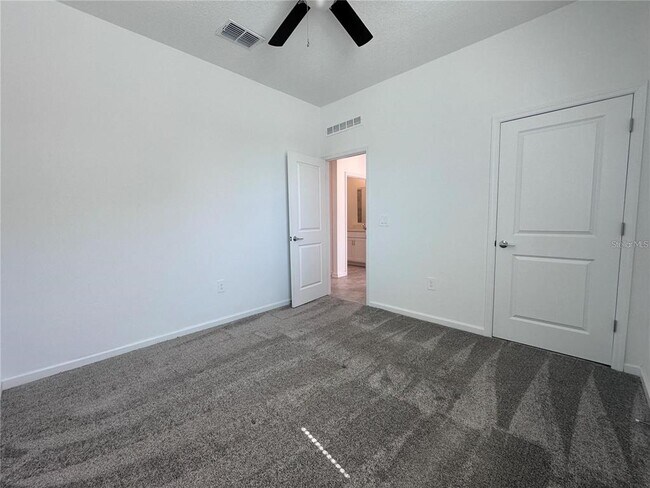 Building Photo - 6110 Blissful St