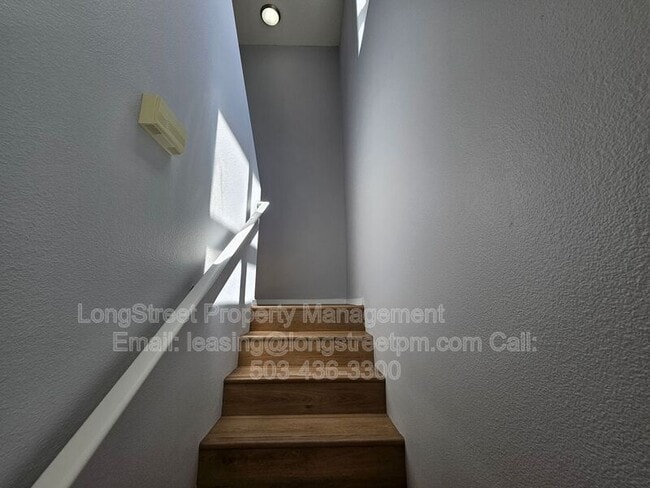 Building Photo - 13135 SW Raptor Pl