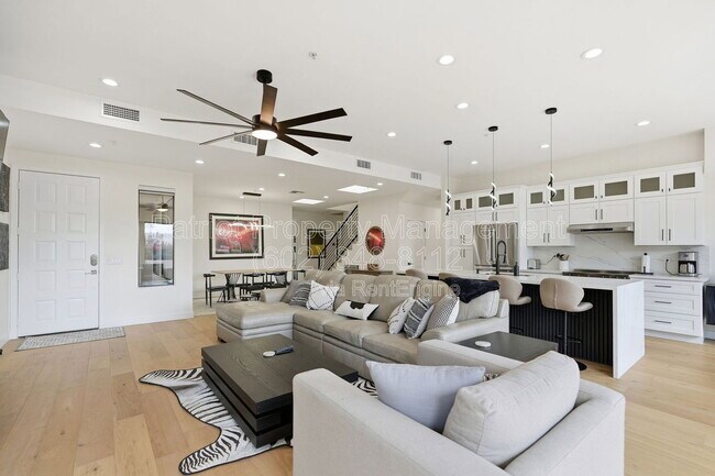 Building Photo - 8989 N Gainey Center Dr
