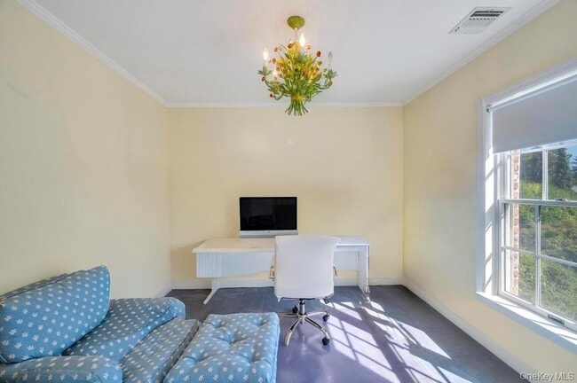 Building Photo - 22 Bayside Dr