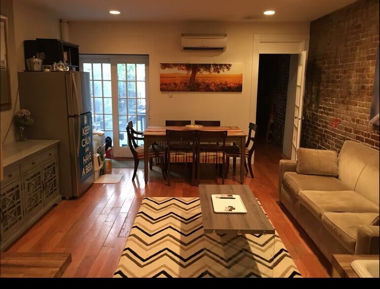 Primary Photo - 119 W 80th St