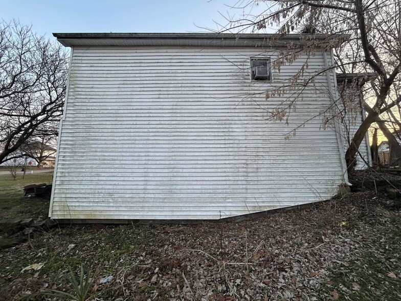 Building Photo - 12 E Franklin St