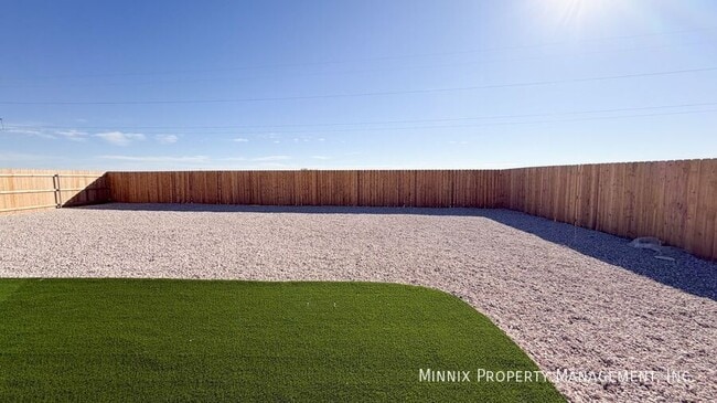 Building Photo - 2170 Langford Ave