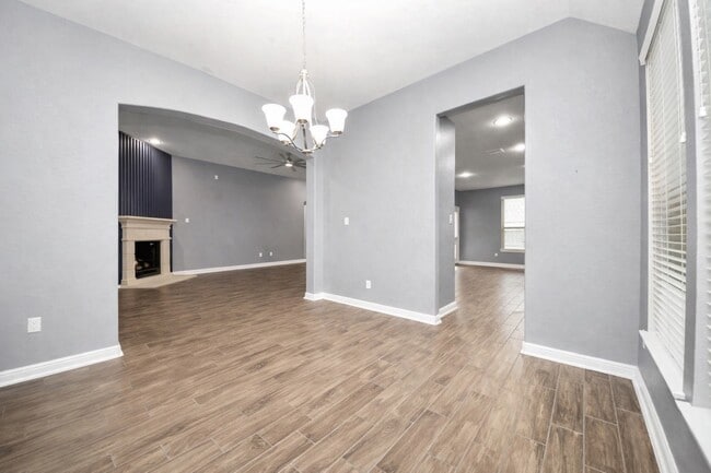 Building Photo - 24523 Eucalyptus Way