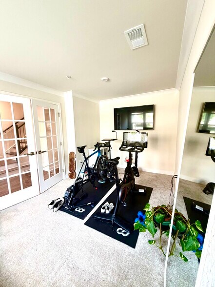Building Photo - 2806 Toles Park Dr