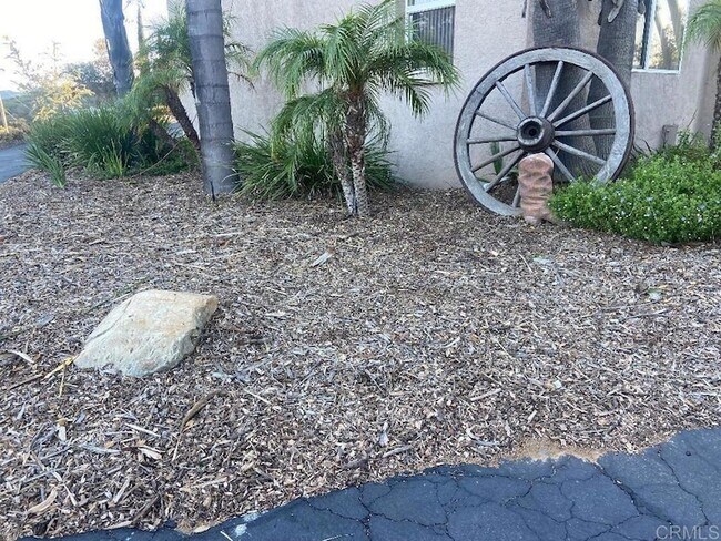 Building Photo - 2426 Suncrest Blvd