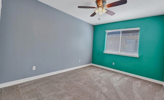 Building Photo - 827 Citation Dr