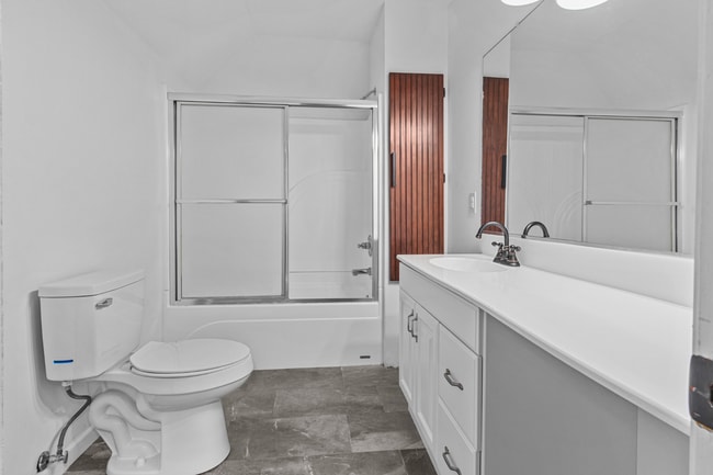 Building Photo - For Rent | Fully Furnished 5,000 Sq. Ft. Luxury Home with Pool
