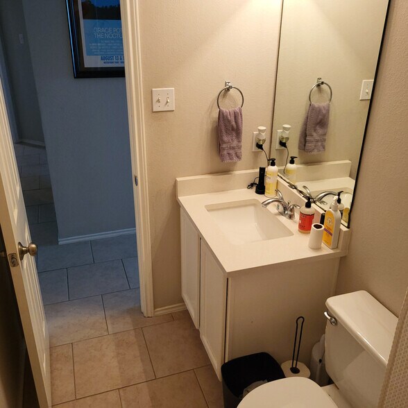 Building Photo - 1021 Rawhide Trl