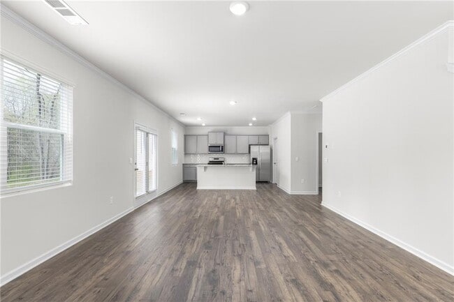 Building Photo - 5370 Swan Ln