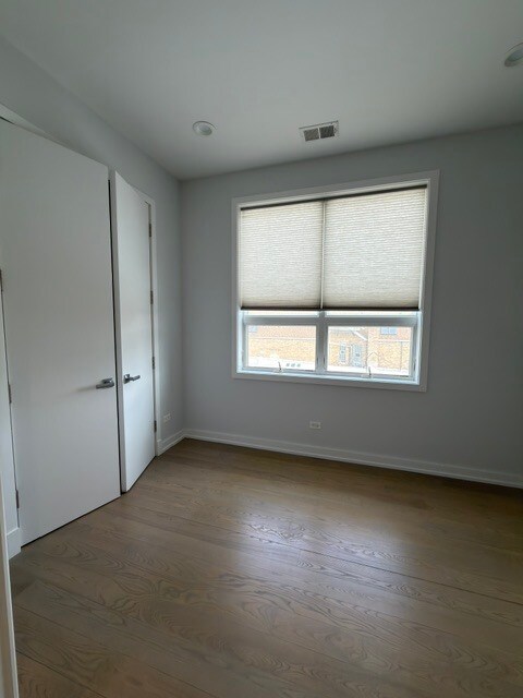 Building Photo - 2378 N Elston Ct