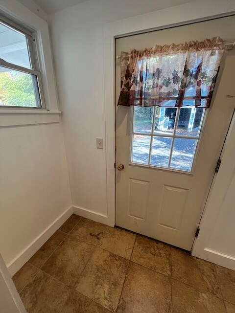 Building Photo - 25 Church St