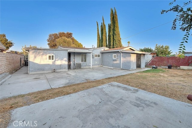 Building Photo - 1446 S Pleasant Ave