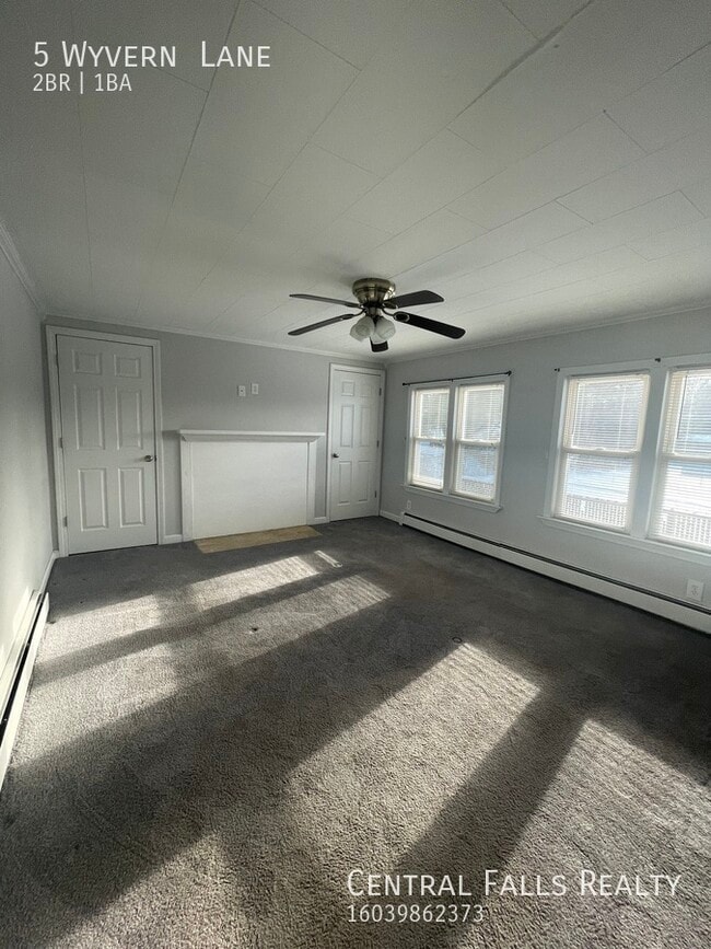 Building Photo - 5 Wyvern Ln