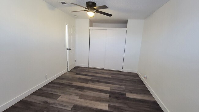 Building Photo - 2904 Marlin Ave