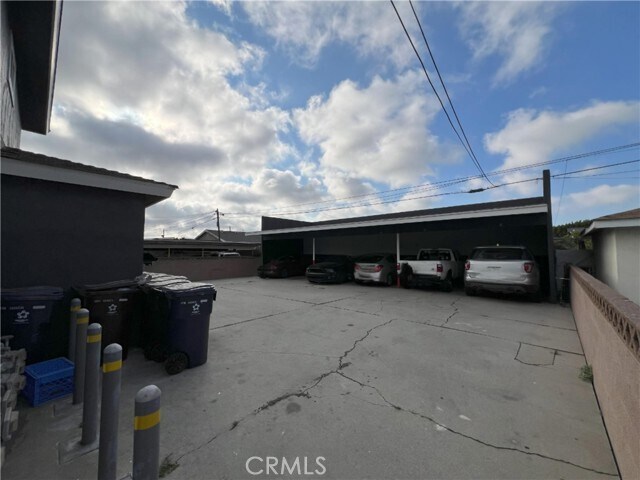 Building Photo - 4059 W 142nd St