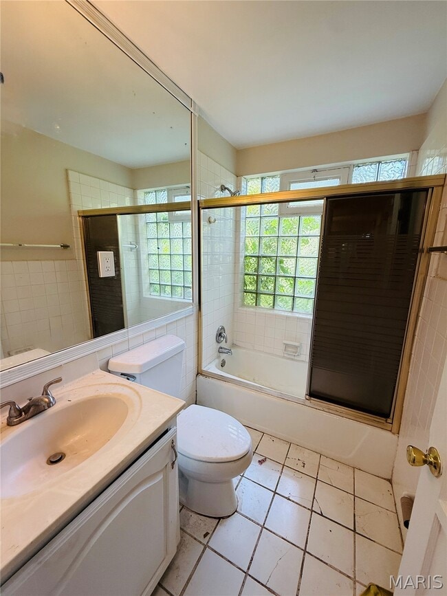 Building Photo - 544 Thurston Ave