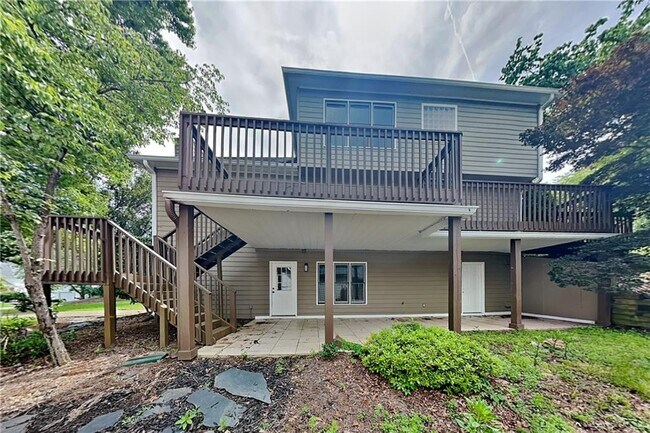 Building Photo - 4240 Moccasin Trail