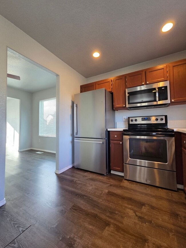 Building Photo - Beautiful Home in Spanaway!