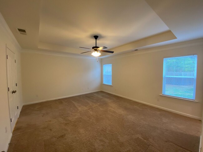 Building Photo - Home for rent in Trussville! View with 48 ...