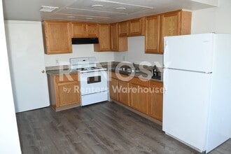 Building Photo - Ideal 1 Br 1 Ba Near Thomas and the 51 Behind the Children's Hospital in Phoenix